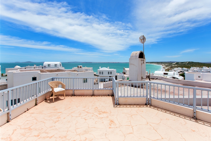 6 Bedroom Property for Sale in Paradise Beach Western Cape
